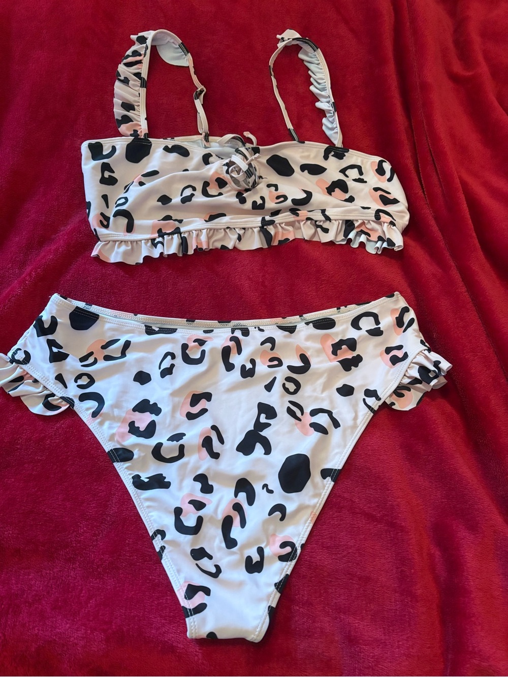 SHEIN White Leopard Print Ruffle Bikini Set